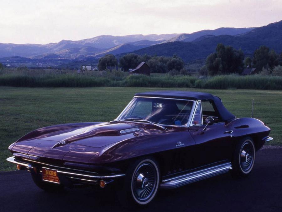  Chevrolet Corvette Stingray Convertible 1965 года  (фото 20 из 28)